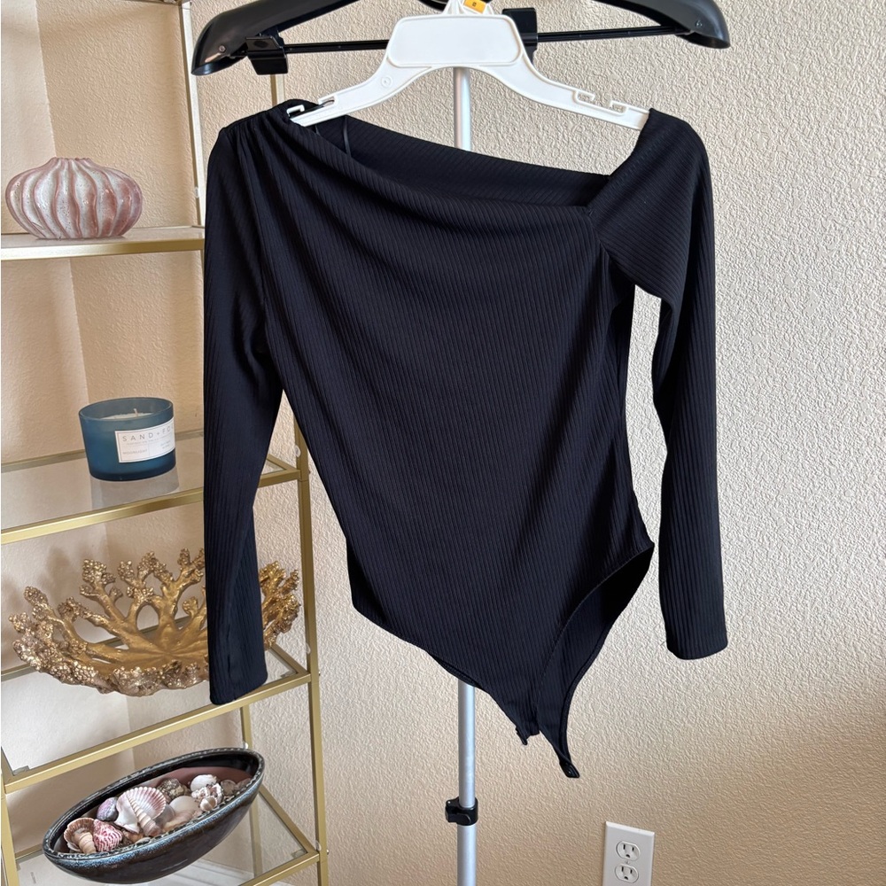 Fashion Nova‎ Black Ribbed Off Shoulder Long Sleeve Bodysuit Size Medium